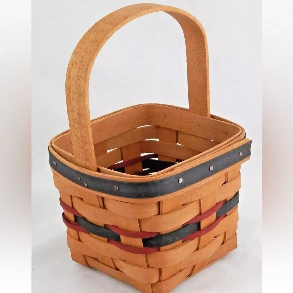 Longaberger Signed 1993 Inaugural Basket!